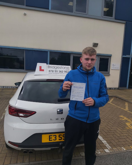 manual driving lessons Eastbrook student passed driving test